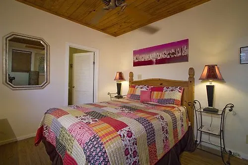 Bed & Breakfast L'Habitation Guesthouse- Adult Exclusive Key West