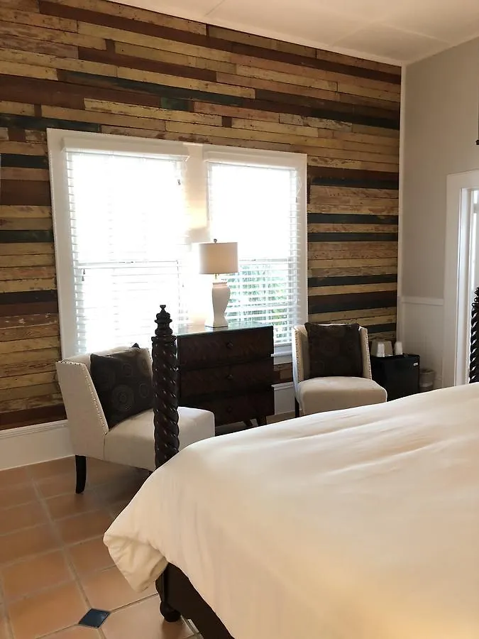 Bed & Breakfast L'Habitation Guesthouse- Adult Exclusive Key West