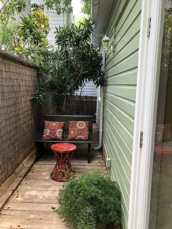 L'Habitation Guesthouse- Adult Exclusive Key West Bed & Breakfast