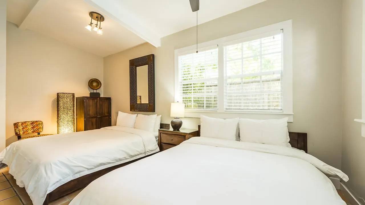 L'Habitation Guesthouse- Adult Exclusive Key West Bed & Breakfast