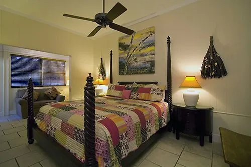 L'Habitation Guesthouse- Adult Exclusive Key West Bed & Breakfast